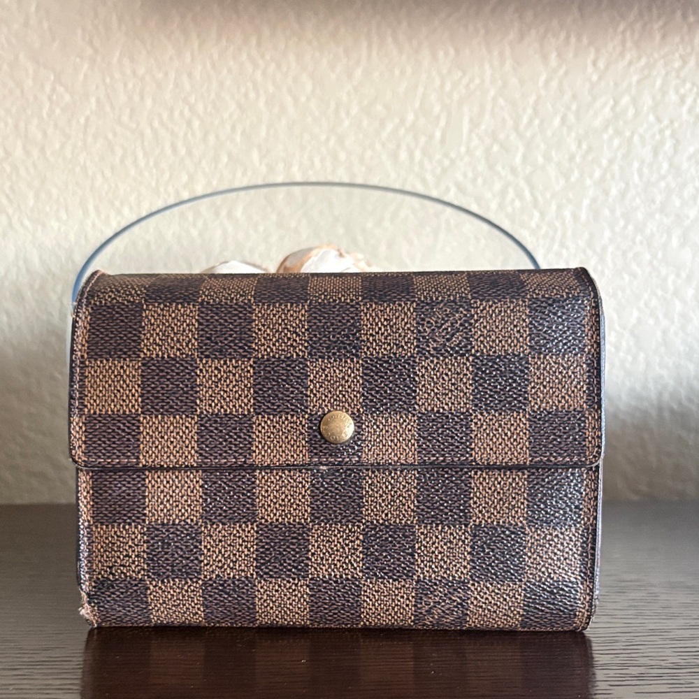 Louis Vuitton Damier Ebene Trifold
Wallet - Made in France